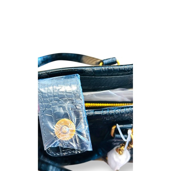 Betsey Johnson Xomattie Skull Patent Leather Work Tote Bag Black Gold Charms - Picture 10 of 16